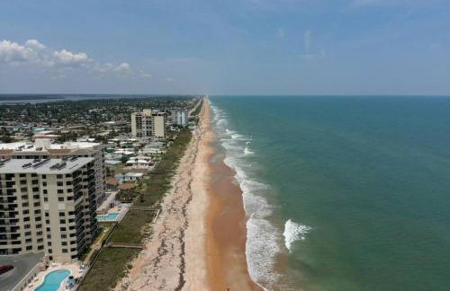 3 bedroom 2 bath home walking distance to beach - Foto 18