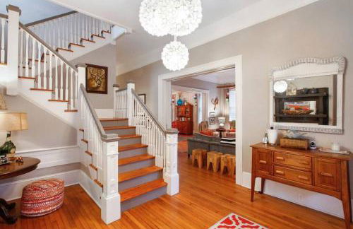 Big Yellow Brick House - Victorian District - Foto 24