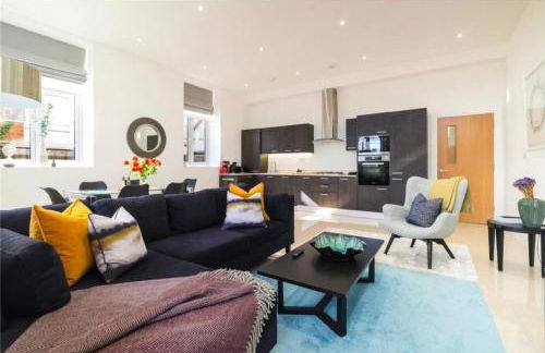 2 Bed, parking, 22mins-Central London, 15mins-LHR - Photo 1