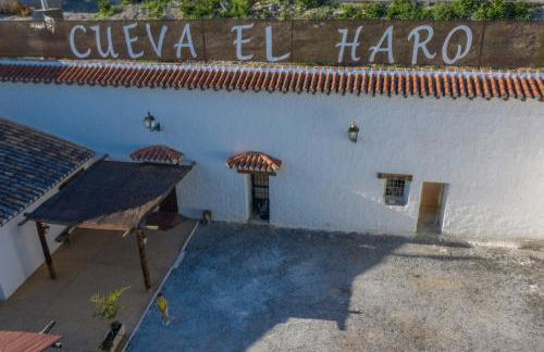 Cueva El Haro - Photo 28