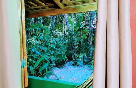 CHaLéS GuiGó, Refugio em meio a natureza - Photo 43