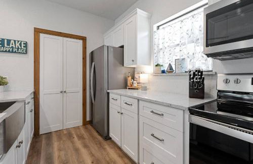 Lakeview Oasis with Patio, Dock & Black-stone Griddle - Foto 46