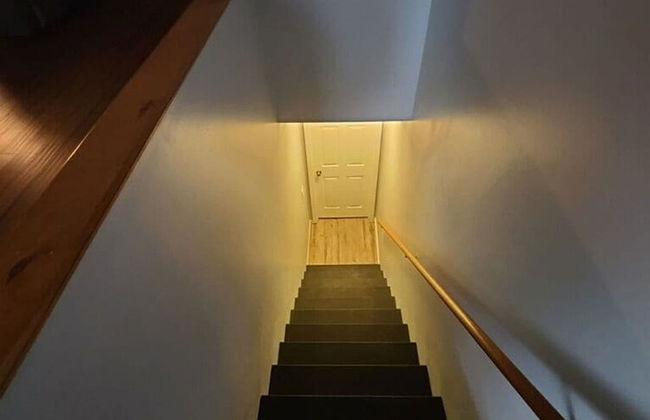 Remodeled and Inviting Free EV Charging Station Level 2 - Photo 67