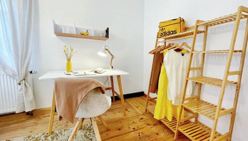 'GoldPath' PassauCity I Central I OldTown I Balkon I Italien garden I stylish I WipuTV - Foto 5, wardrobe