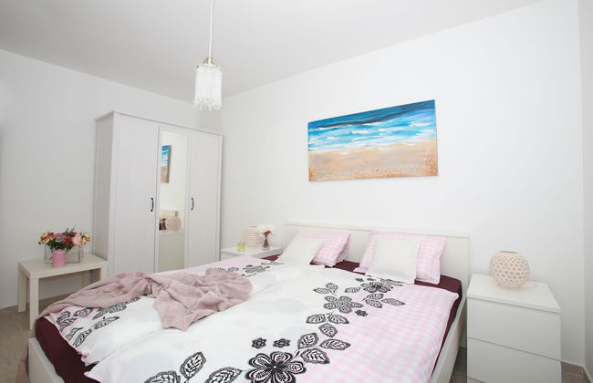 Apartments Melin - Photo 10