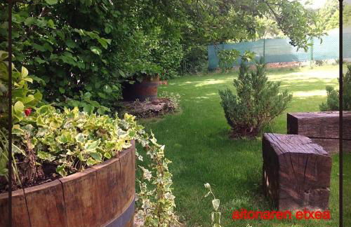 Casa Rural Aitonaren Etxea - Foto 13