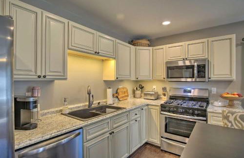 Stylish Pine Plains Home Near Parks and Hiking! - Foto 11