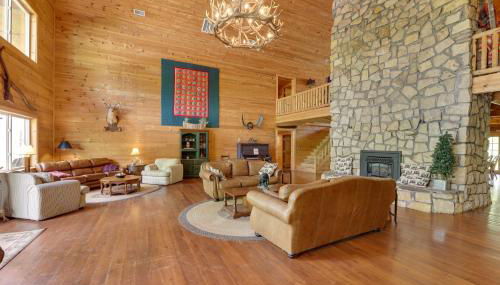 Fraziers Bottom Cabin on 800 Acres of Land with Lake - Foto 5