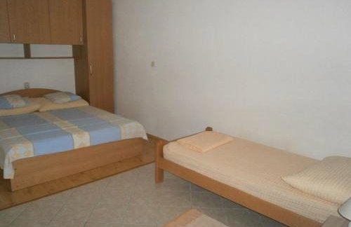 Apartments with parking space Igrane, Makarska - 13535 - Photo 7