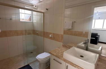 Casa com piscina, Até 8 pessoas, Garagem para 3 Carros - Photo 18