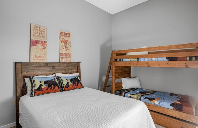 Loon Escape - Photo 5