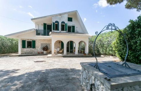 3 Bedroom Cozy Home In Noto - Foto 1