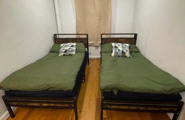 Union Square Studio with Kitchen -Shared Bathroom - Foto 8