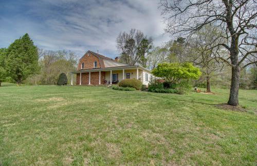 Pet-Friendly Cottage with Game Room and Fire Pit! - Foto 38