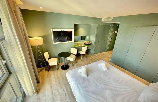 Axiom Park Hotel - Foto 19