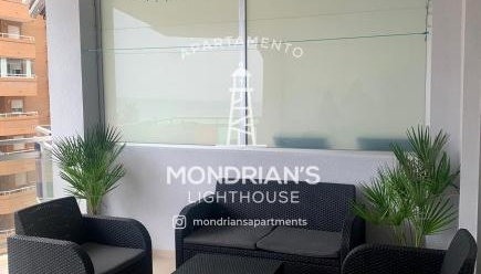 Mondrian's Lighthouse - Photo 3