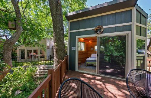 Garland Treehouse Villa: Patio Feasts & Creekside by Vacation Your way - Foto 53