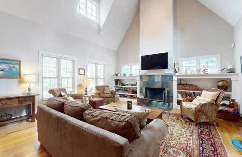 Seaglass Lakeshore Cottage - Foto 10