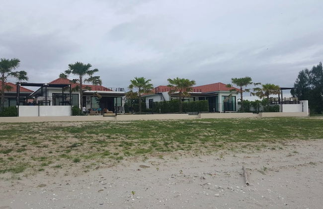 La Playa Beach Front Pool Villa Cha-am - Photo 18