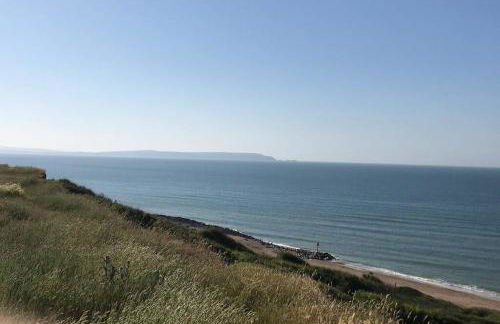 Barton on Sea self contained, stunning sea views - Photo 26