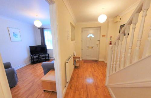 Friars Walk houses with 2 bedrooms, 2 bathrooms, fast Wi-Fi and private parking - Photo 32
