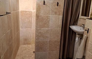 Mas" La Maison de mon Père " Proche AVIGNON à PUJAUT - Photo 20