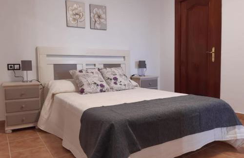 Habitaciones Peña Dorada - Photo 7