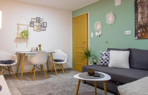 Kleine gemütliche Einliegerwohnung mit Garten und Pool - Foto 11