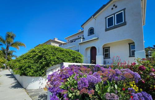 Modern comfort, prime location, 360 views, 4 BR entire house - Foto 40