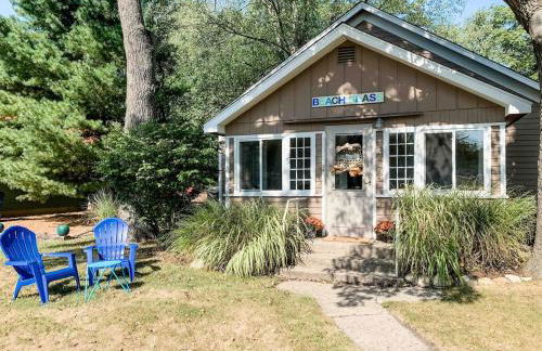 Beachglass Cottage - Family Friendly Kids and Pets - Photo 2