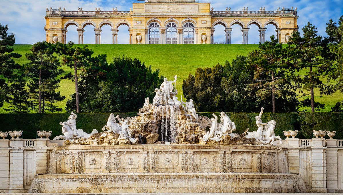 Schönbrunn Palace Tour - Photo 1