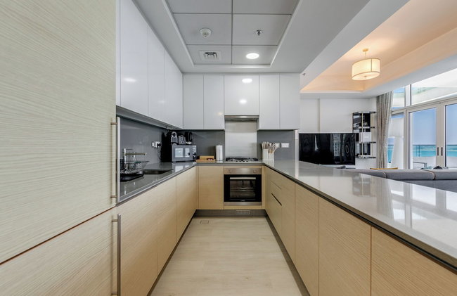 Globalstay Luxury Azizi Mina Beachfront - Foto 14