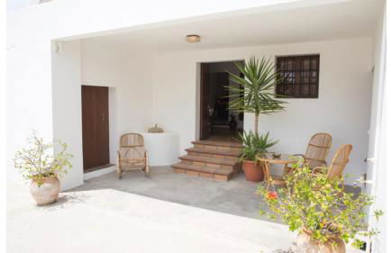 Can Tunicu has amazing sea views and is located in a quiet area near to San Antonio - Foto 16