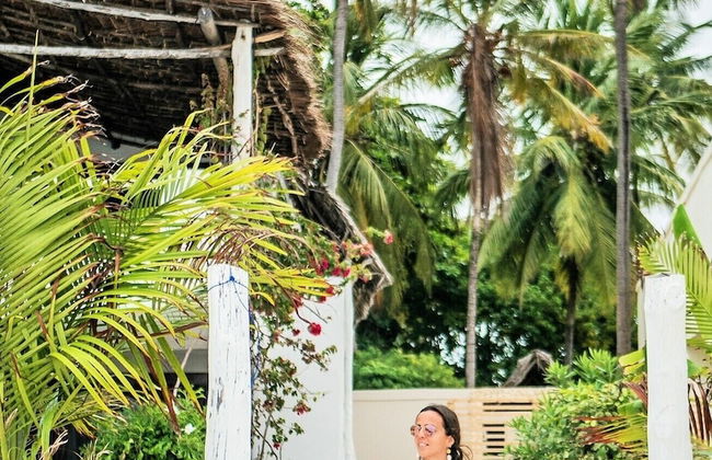 Villa - Right on the Beach, Under the Coconut Trees, Sleeps 10, Pool, Chef - Foto 13