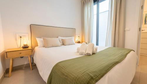 AMA Homes VGC - Photo 5, towels