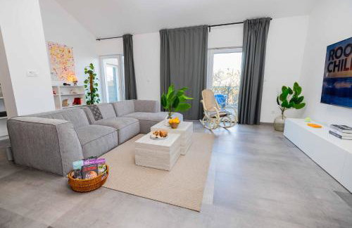 Modern Urban Oasis - Korčula - Photo 22