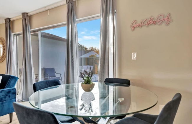 Heated Pool 3b 2b Home 10 Mins to Beach - Photo 5