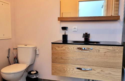 T2 Paris Disneyland Balcon Parking - Foto 14