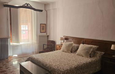 La Nava, casa de pueblo con patio y calefacción con chimenea - Foto 18