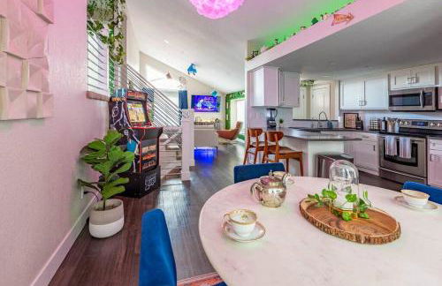 2 King Beds / Hot Tub / BBQ / Hiking / Fire Pit - Foto 3