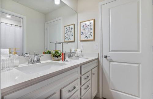 Brand NEW 10Bdrms7Bath Luxury - Foto 6