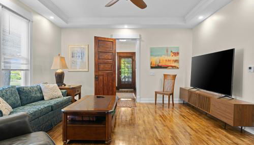 The Glarum House - Gorgeous Historic Home & AC! - Foto 3