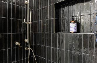 Loft condo by Mercedes Benz w balcony Apt 101 - Foto 17