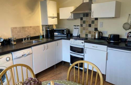 Courtyard Apartment - Photo 7