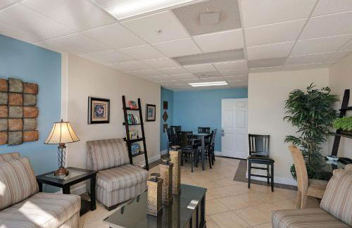 Beautiful Ocean Views! 2-bedroom, 2-bathroom! Resort Pools! - Foto 49