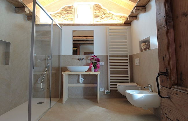 Baita Tersilia Near Lake And Mountain - Photo 32