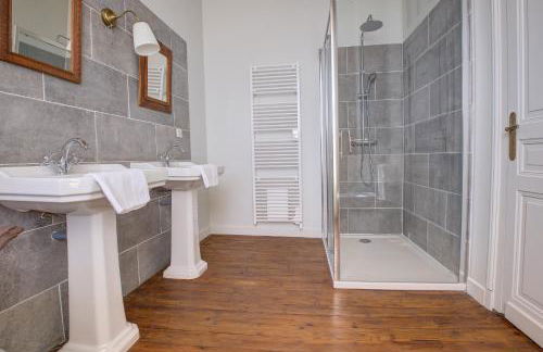 Le Prieuré "Péridoors" - Élégance, Histoire & Jacuzzi - Foto 8