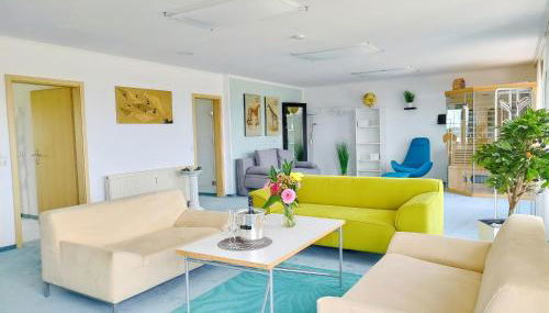 Seeblickapartment für bis zu 12, Nürnberg & Schwabach in 30-35 Minuten zu erreichen, Sauna, Arbeitsplatz, Dachterrasse & Grill - Photo 3