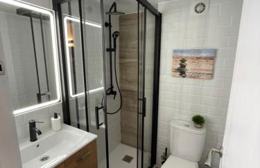 Apartamento vistas al Mar Aire acondicionado Wifi - Foto 11