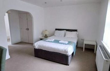 The Green House Durham Large Family & Contractor Stay Sleeps 12 with Ample Parking - Foto 5